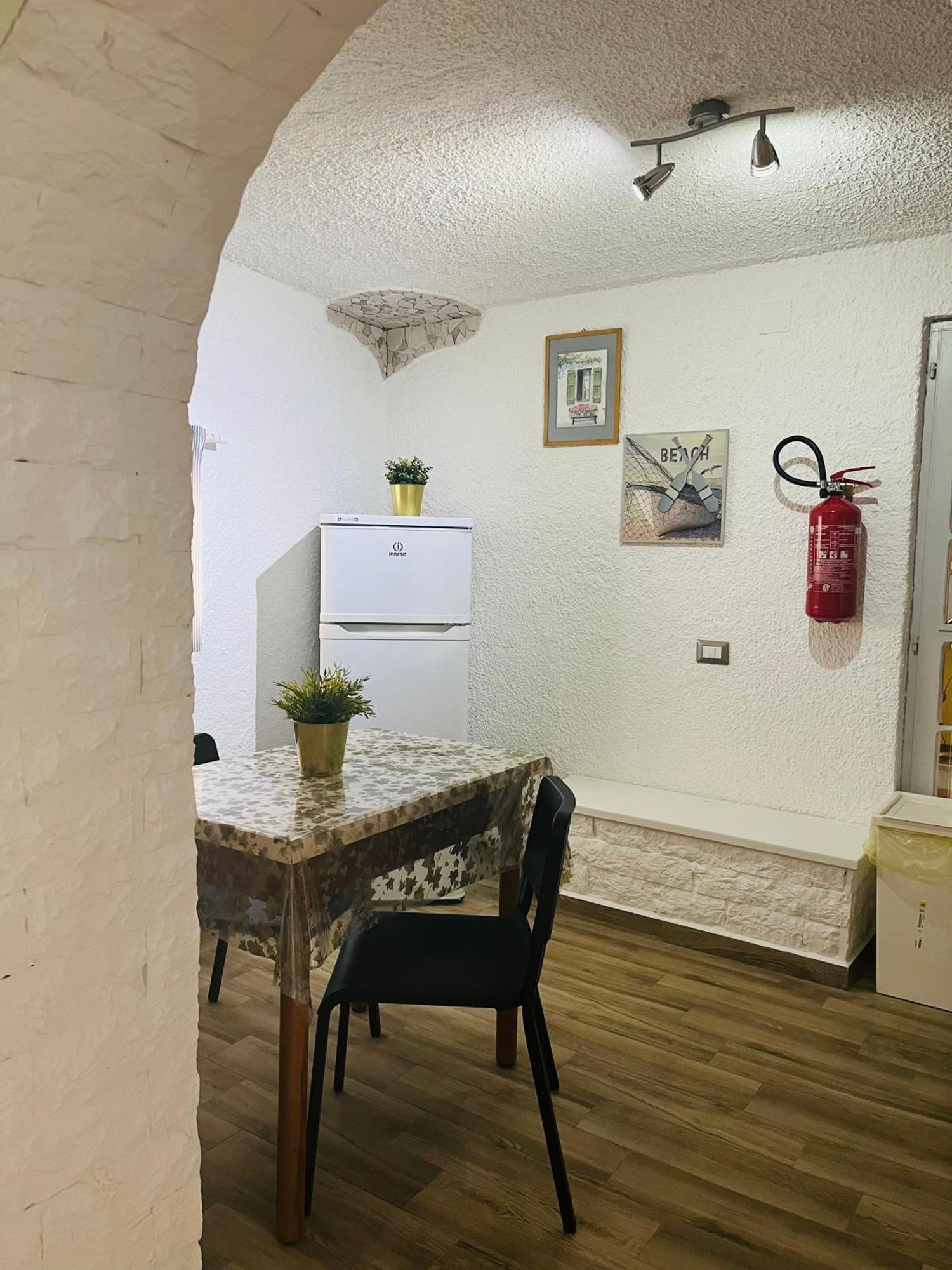 Bouganville Casa Vacanza Ambiente Climatizzato Con Wi Fi Pineto Eksteriør bilde