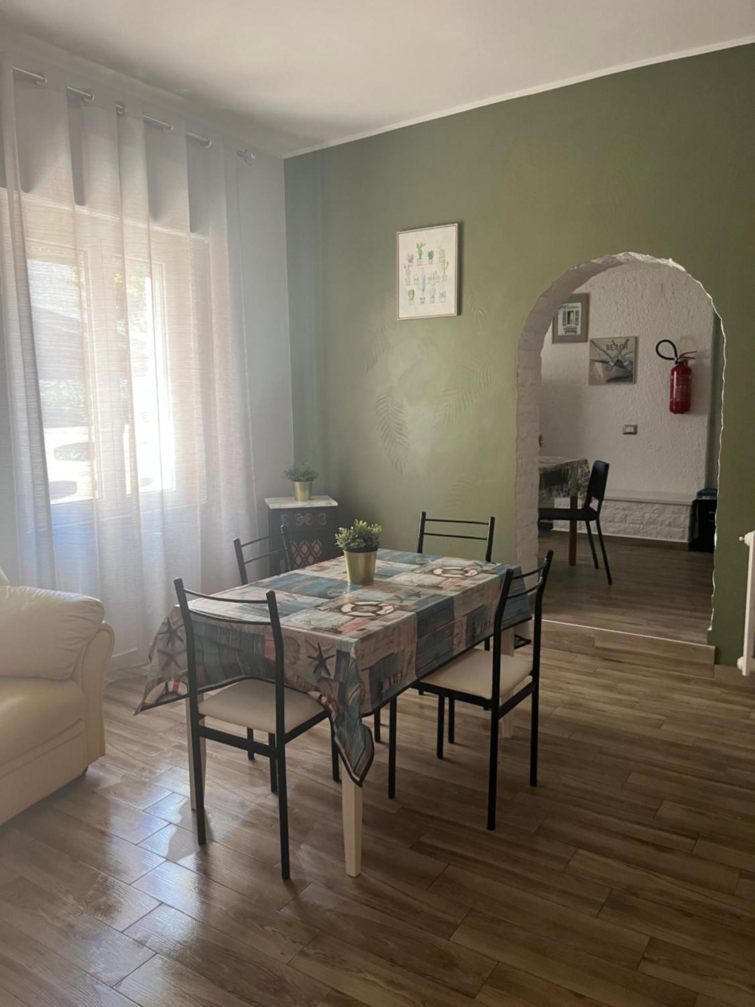 Bouganville Casa Vacanza Ambiente Climatizzato Con Wi Fi Pineto Eksteriør bilde