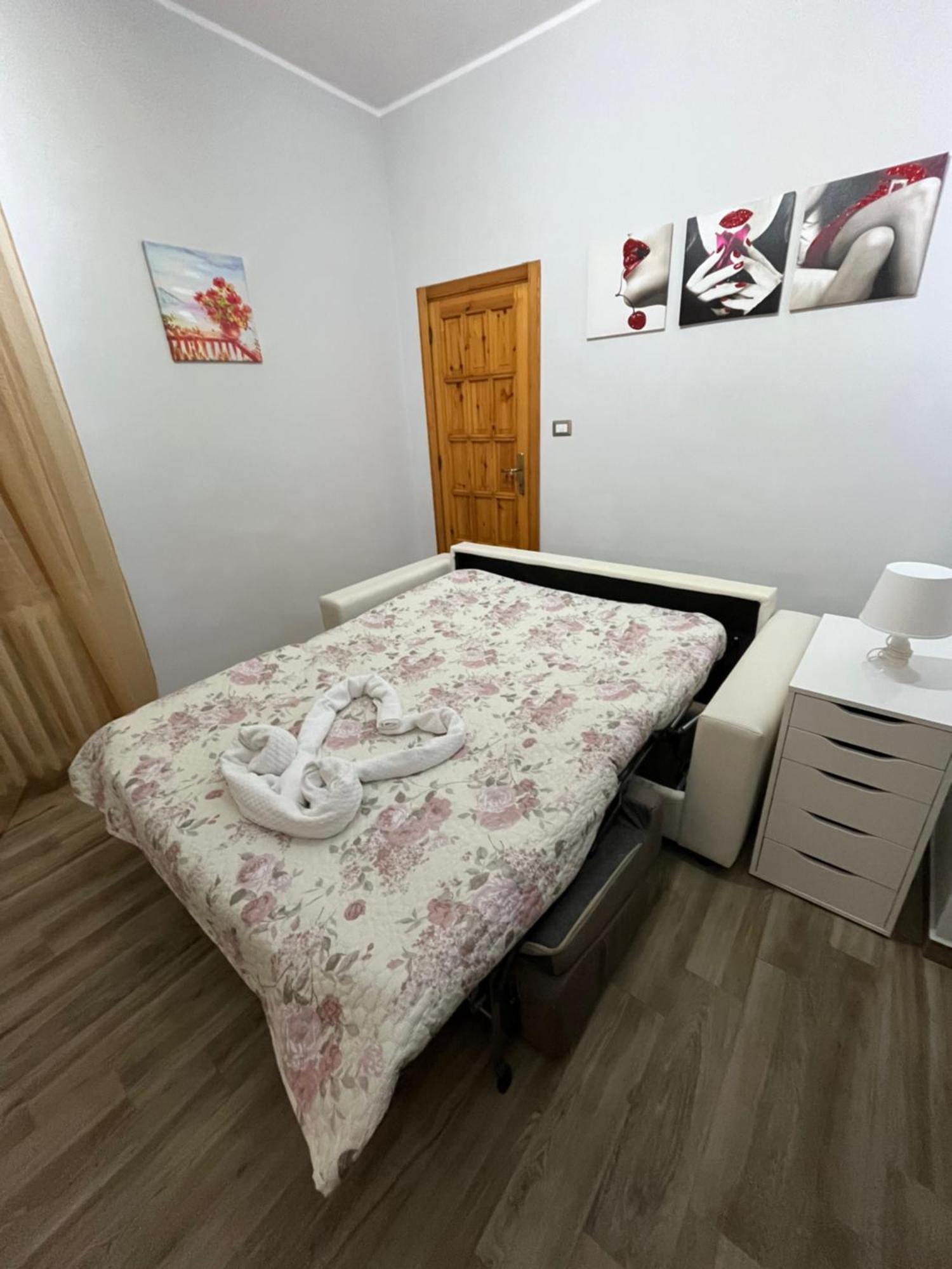 Bouganville Casa Vacanza Ambiente Climatizzato Con Wi Fi Pineto Eksteriør bilde