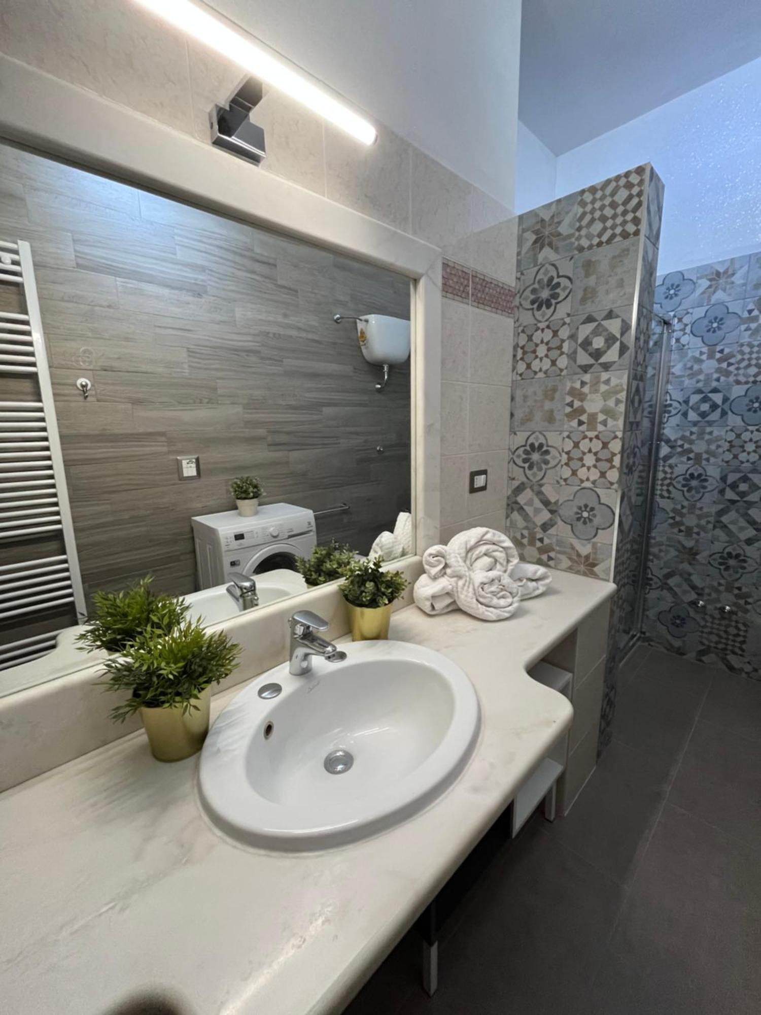 Bouganville Casa Vacanza Ambiente Climatizzato Con Wi Fi Pineto Eksteriør bilde